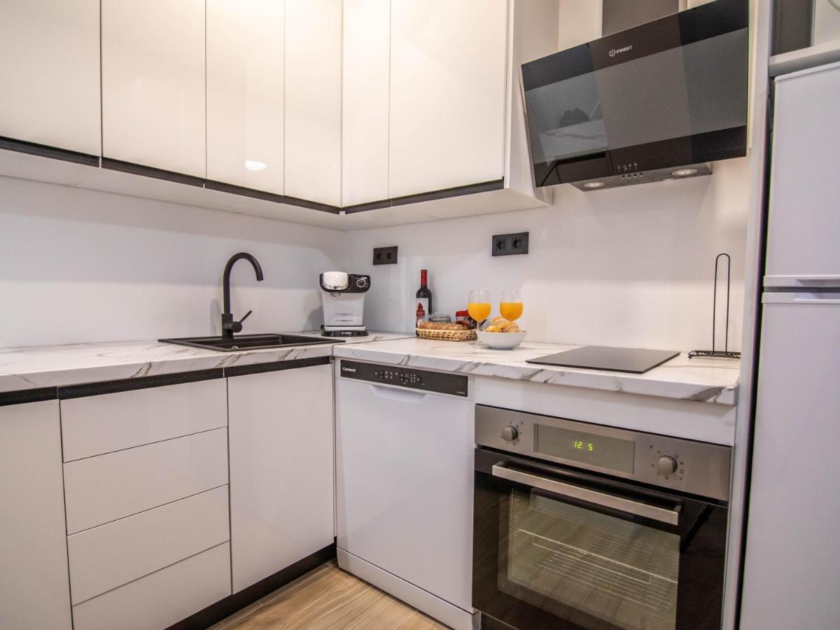Tuguest Avenida Madrid Apartment Granada Luaran gambar