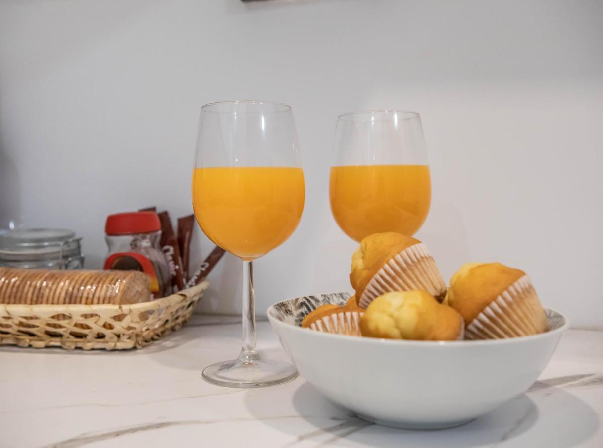 Tuguest Avenida Madrid Apartment Granada Luaran gambar