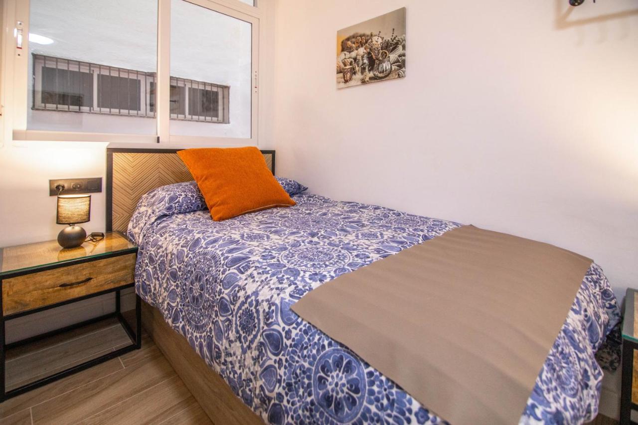 Tuguest Avenida Madrid Apartment Granada Luaran gambar