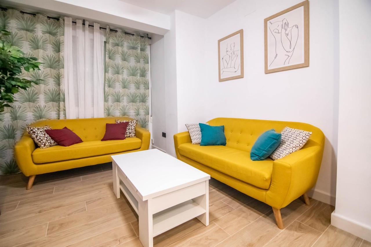 Tuguest Avenida Madrid Apartment Granada Luaran gambar
